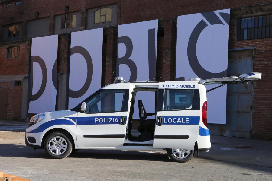  Fiat Doblo Polizia Locale by Elevox 2015 года  (фото 3 из 3)